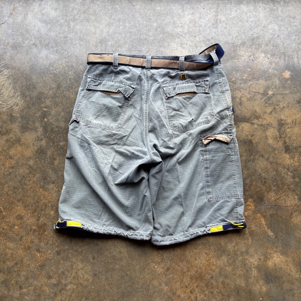 Vintage Bugle Boy Mens Grey Ripstop Cargo Shorts with Belt Size 34 Y2K 90s Drab